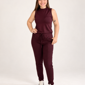 Conjunto blusa viscolycra gola alta e calça reta
